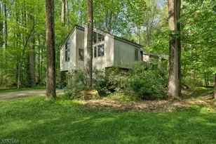 15 Pschorn Ln, Hillsborough Township, NJ 08844 - Photo 1