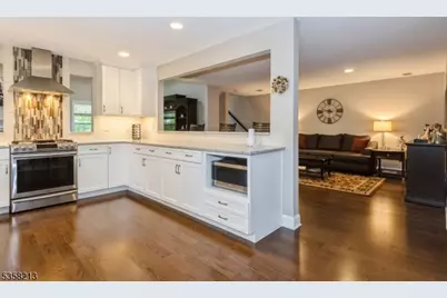 32 Davenport Pl, Morris Township, NJ 07960 - Photo 1