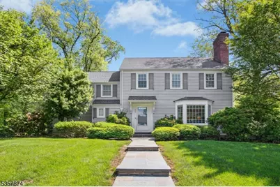 330 Tanager Way, Mountainside, NJ 07092 - Photo 1