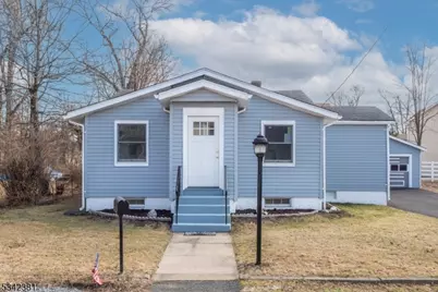 454 Riverview Dr, Totowa, NJ 07512 - Photo 1