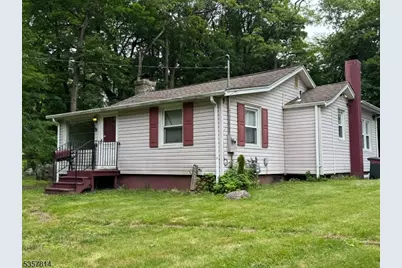 212 N Beverwyck Rd, Parsippany, NJ 07034 - Photo 1