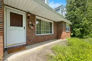 705 Warren Glen Rd, Greenwich Township, NJ 08804 - Photo 2