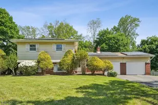 12 Xenia Ct, Mine Hill, NJ 07803 - Photo 1