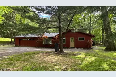 10 Deerpath Rd, Lebanon Township, NJ 07830 - Photo 1