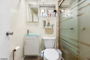 263 Morningside Ave, Cliffside Park, NJ 07010 - Photo 18