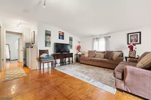 263 Morningside Ave, Cliffside Park, NJ 07010 - Photo 28