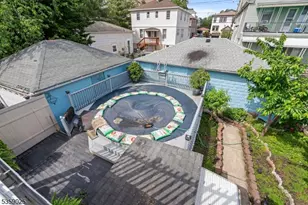 263 Morningside Ave, Cliffside Park, NJ 07010 - Photo 24