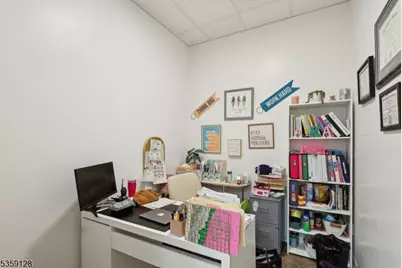 18 Microlab Rd, Livingston, NJ 07039 - Photo 4