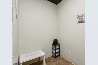 18 Microlab Rd, Livingston, NJ 07039 - Photo 10