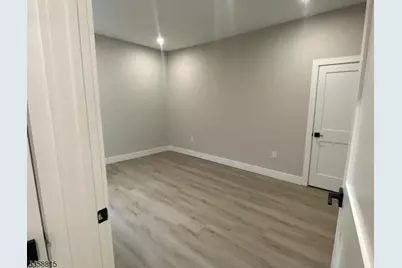 136 Elm St, Newark, NJ 07105 - Photo 14