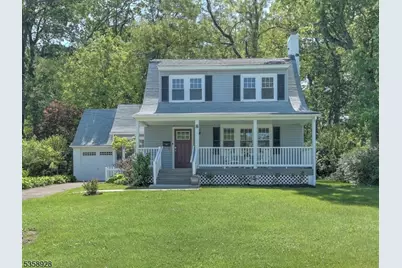 8 Woods End Rd, West Orange Township, NJ 07052 - Photo 1