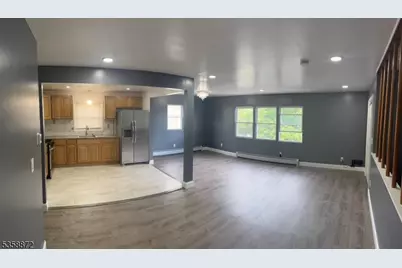 39 Stecher St Unit #2, Newark, NJ 07112 - Photo 6