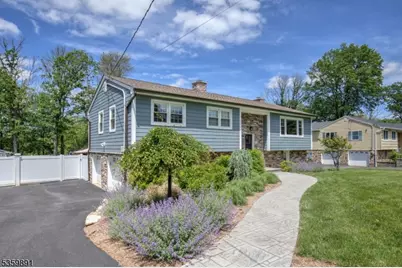 9 Hillcrest Blvd, Warren Township, NJ 07059 - Photo 1