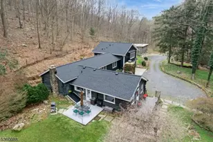 8 Boulder Hill Rd, Tewksbury Township, NJ 07830 - Photo 20