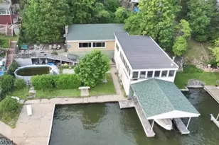 31 Cove Rd, Jefferson Township, NJ 07849 - Photo 1