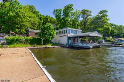 31 Cove Rd, Jefferson Township, NJ 07849 - Photo 4