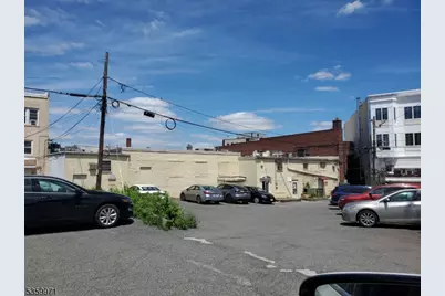 985 Stuyvesant Ave, Union Township, NJ 07083 - Photo 4