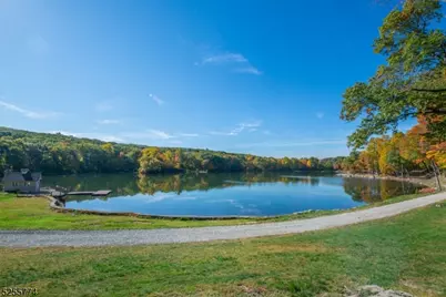 1 Brook Valley Ter, Kinnelon, NJ 07405 - Photo 34