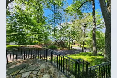 7 Raccoon Island Rd, Jefferson Township, NJ 07849 - Photo 2