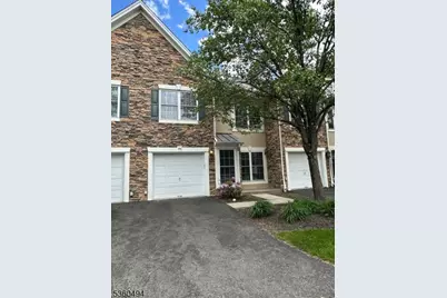 35 Magnolia Way #35, North Haledon, NJ 07508 - Photo 2