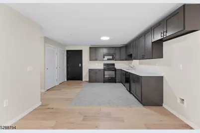 172 6th St #54, Passaic, NJ 07055 - Photo 4