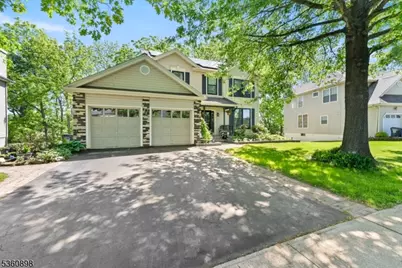 8 Jade Ln, Lopatcong Township, NJ 08865 - Photo 1