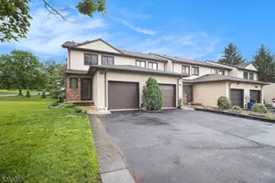 31 Canterberry Cir, Raritan Township, NJ 08822 - Photo 1