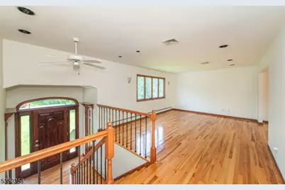 36 Bellows Ln, Montville Township, NJ 07082 - Photo 2