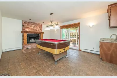 36 Bellows Ln, Montville Township, NJ 07082 - Photo 6