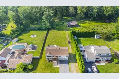 36 Bellows Ln, Montville Township, NJ 07082 - Photo 40