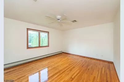 36 Bellows Ln, Montville Township, NJ 07082 - Photo 18