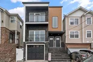 198 Hunterdon St, Newark, NJ 07103 - Photo 1