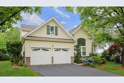37 Hancock Pl, Franklin Township, NJ 08873 - Photo 1