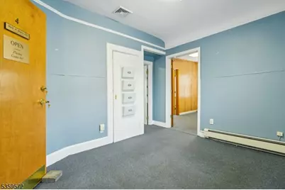 26 Millburn Ave, Springfield Twp., NJ 07081 - Photo 4