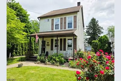 126 Park Ave, Lopatcong Township, NJ 08865 - Photo 1