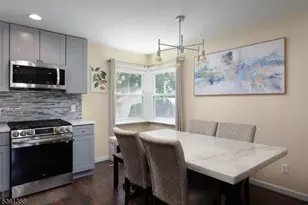 992 Milton Blvd, Rahway, NJ 07065 - Photo 12