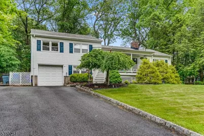 4 Highland Ct, Parsippany, NJ 07950 - Photo 1