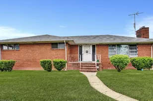 77 Manhattan Ave, Woodbridge Township, NJ 07001 - Photo 1