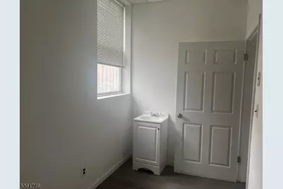 85 S Harrison St, East Orange, NJ 07018 - Photo 16