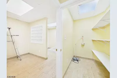 623 N Wood Ave, Linden, NJ 07036 - Photo 16