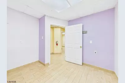 623 N Wood Ave, Linden, NJ 07036 - Photo 20