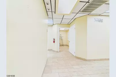 623 N Wood Ave, Linden, NJ 07036 - Photo 26