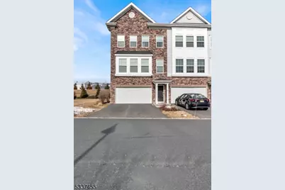 42 Colgate Dr, Morris Township, NJ 07960 - Photo 1