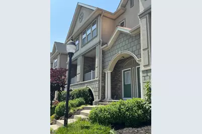 726 Green Ln, Union Township, NJ 07083 - Photo 1