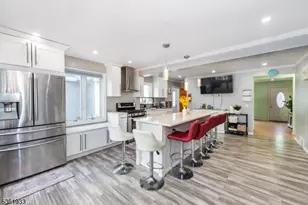 30 Filbert Ln, Union Township, NJ 07083 - Photo 1