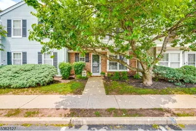 362 Aldeburgh Ave, Franklin Township, NJ 08873 - Photo 1