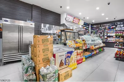 249 Straight St, Paterson, NJ 07501 - Photo 6