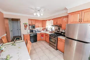 136 Martin Ave, Clifton, NJ 07012 - Photo 10