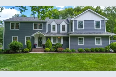 32 Launcelot Ln, Bernards Township, NJ 07920 - Photo 1