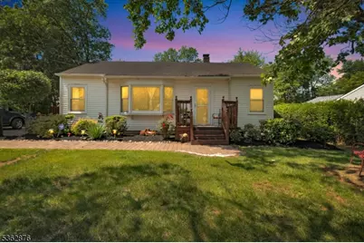 38 Hawthorne Dr, Franklin Township, NJ 08873 - Photo 1